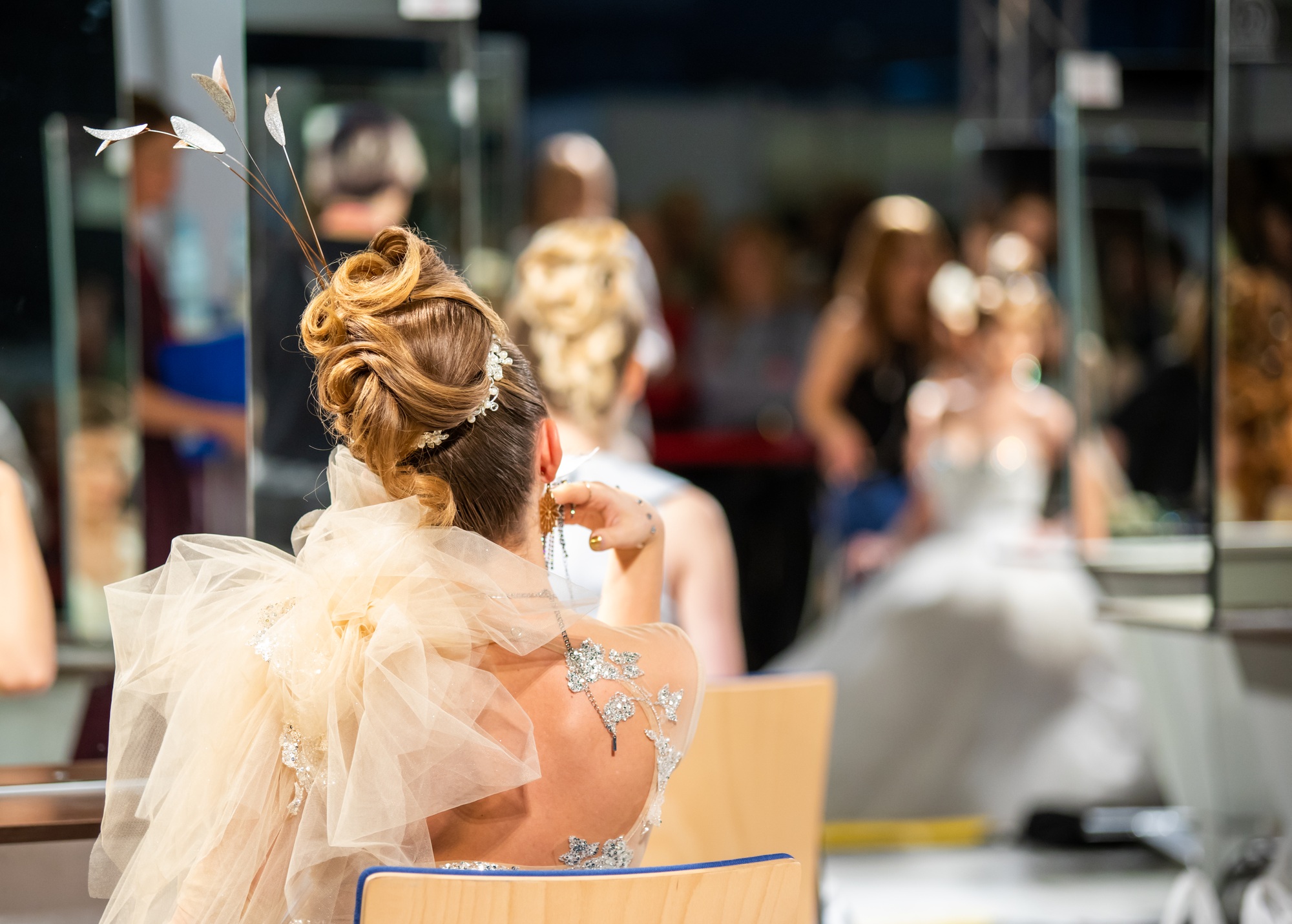 Inicio 6 Wedding fashion event, models styled for brides with wedding hairstyles